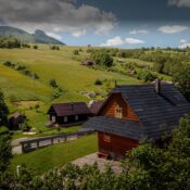 Discover and explore natural beauty around village Zazriva | SUPERPOBYT World