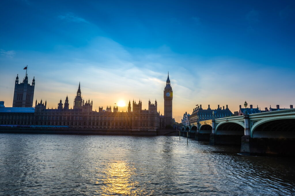 Cherish Iconic Landmark Tradition In London City